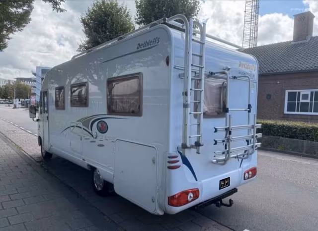 Autocaravana vista exterior