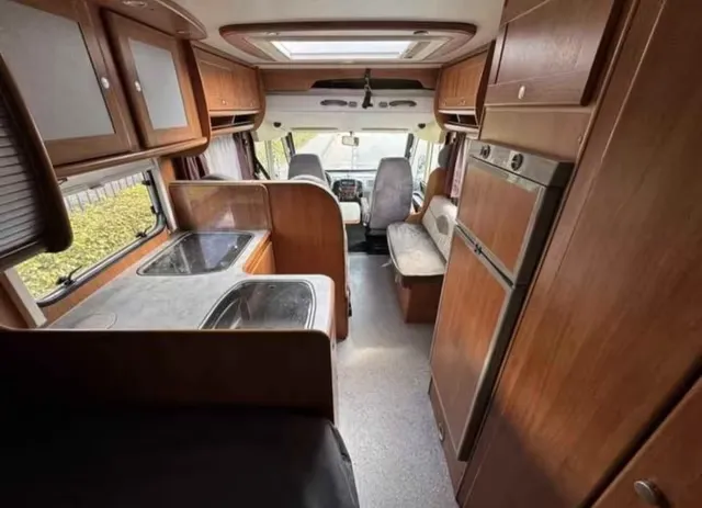 Autocaravana vista interior