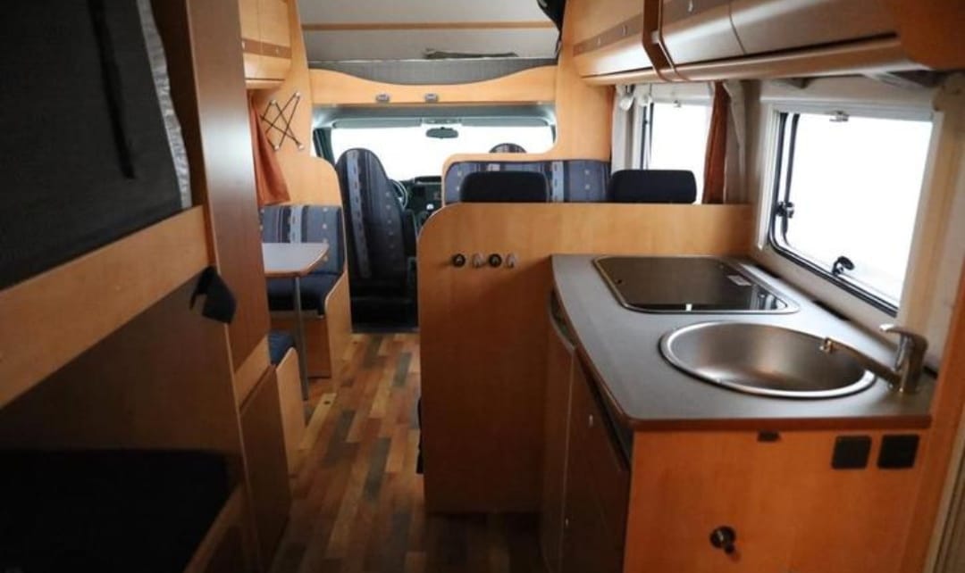 Autocaravana vista trasera